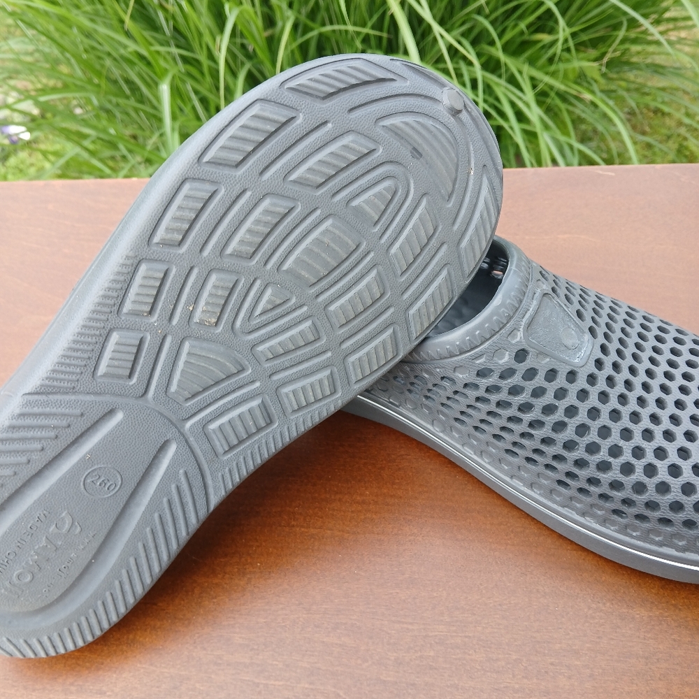 Gray Slip-On Clogs - Picture 5 of 9